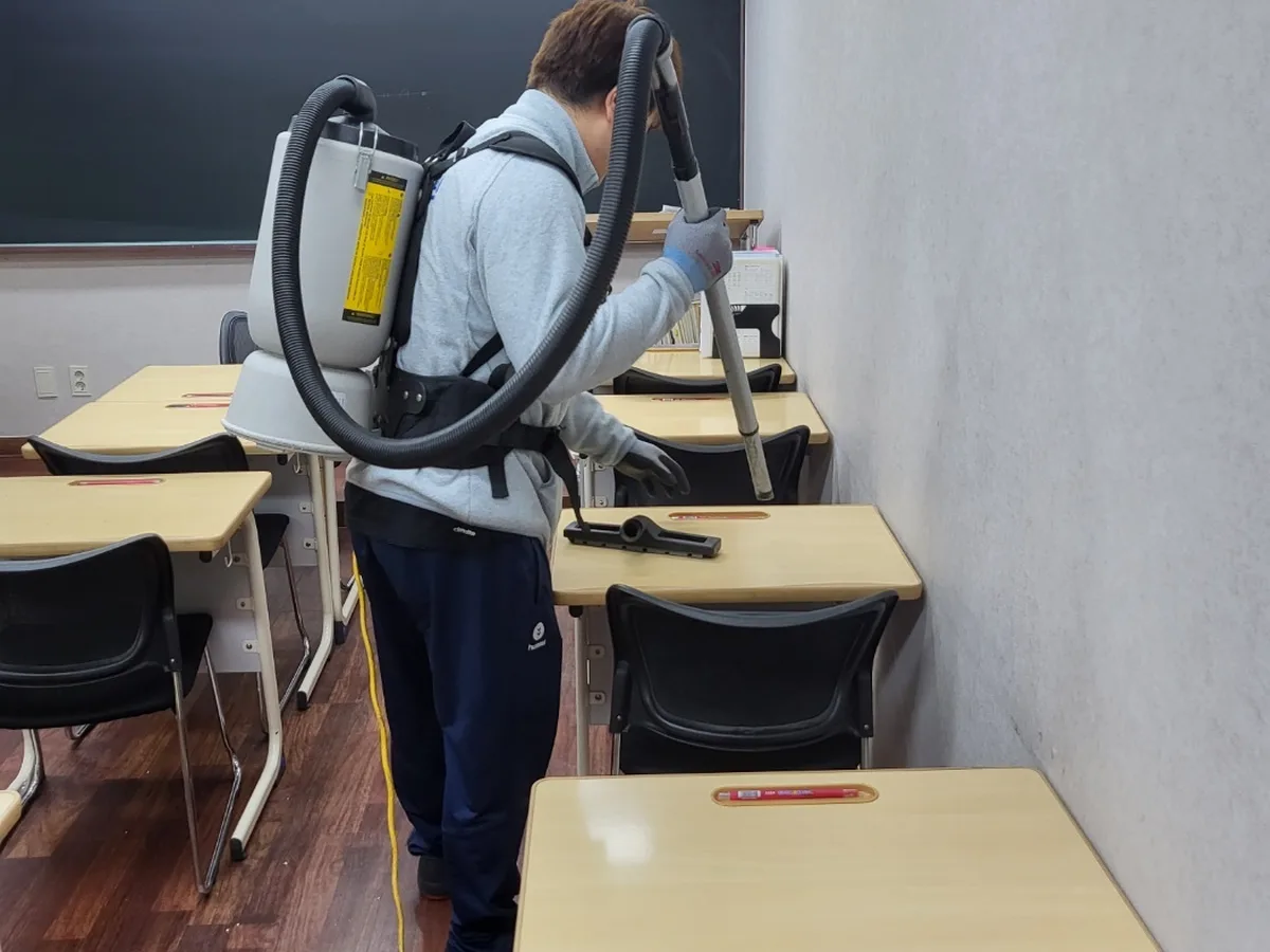담양군 무정면 학원 좌석·책상 진공 바닥 위생청소 사례 - 행진크린
